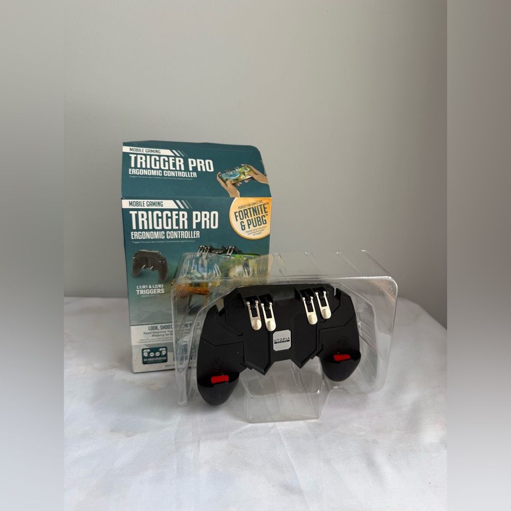 ReTrak Mobile Gaming Custom Gamepad Controller